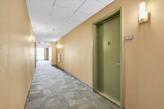 $424,900 | 301 North Neil Street, Unit 708, Champaign, IL 61820