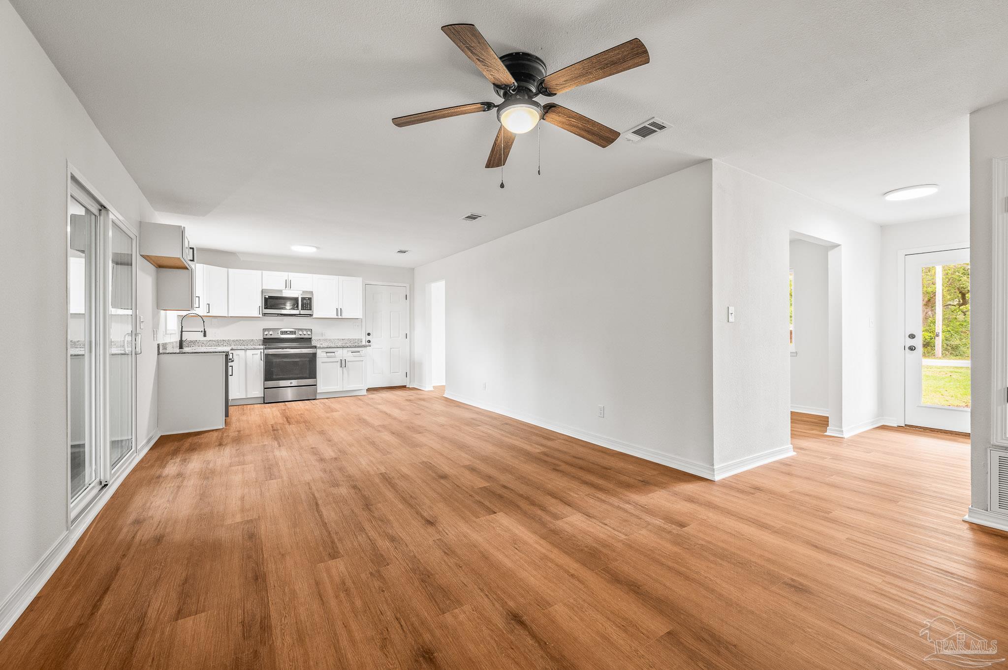 5081 Matthew Road Pace, FL 32571 - Photo 13 of 34