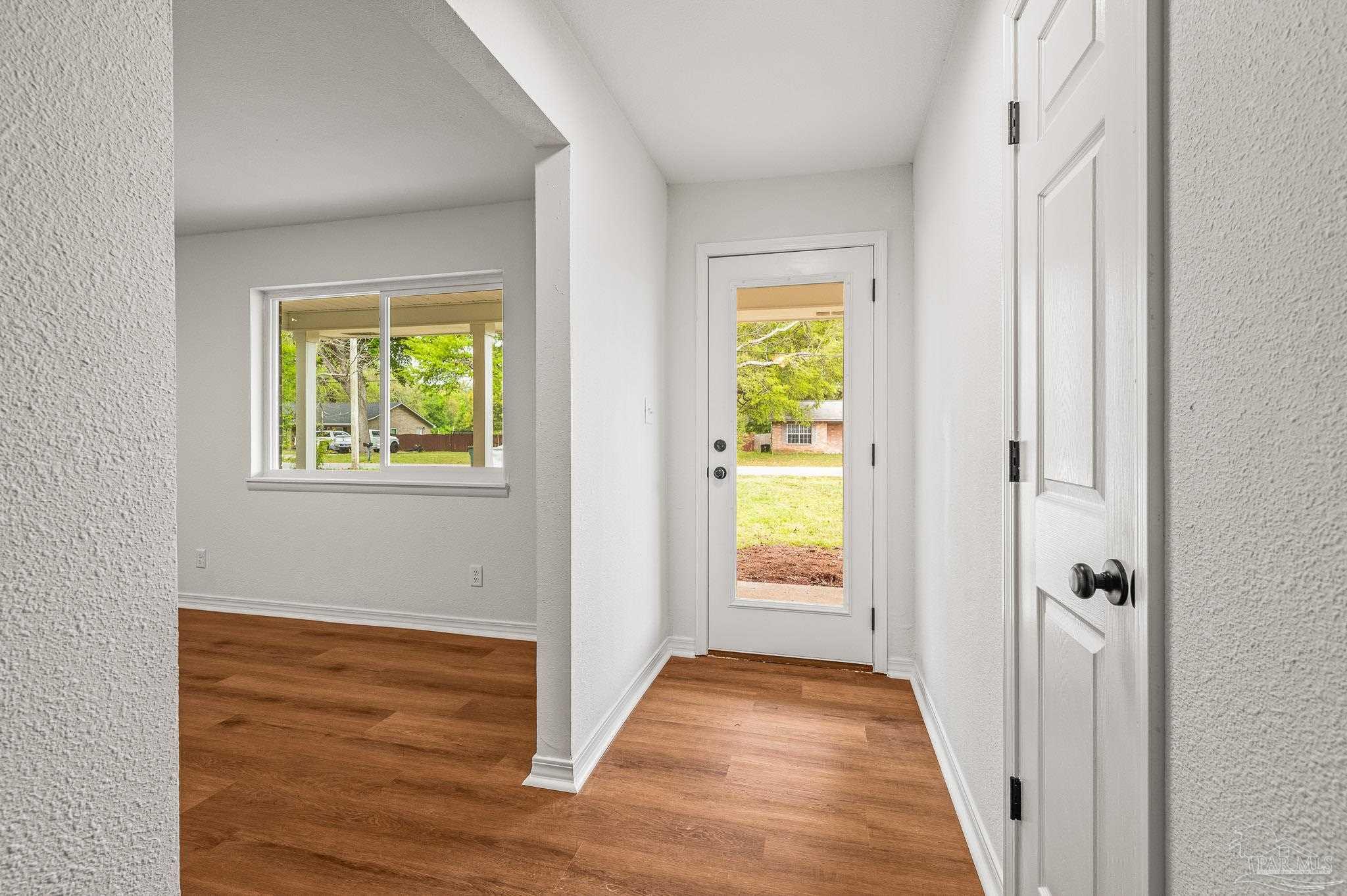 5081 Matthew Road Pace, FL 32571 - Photo 3 of 34