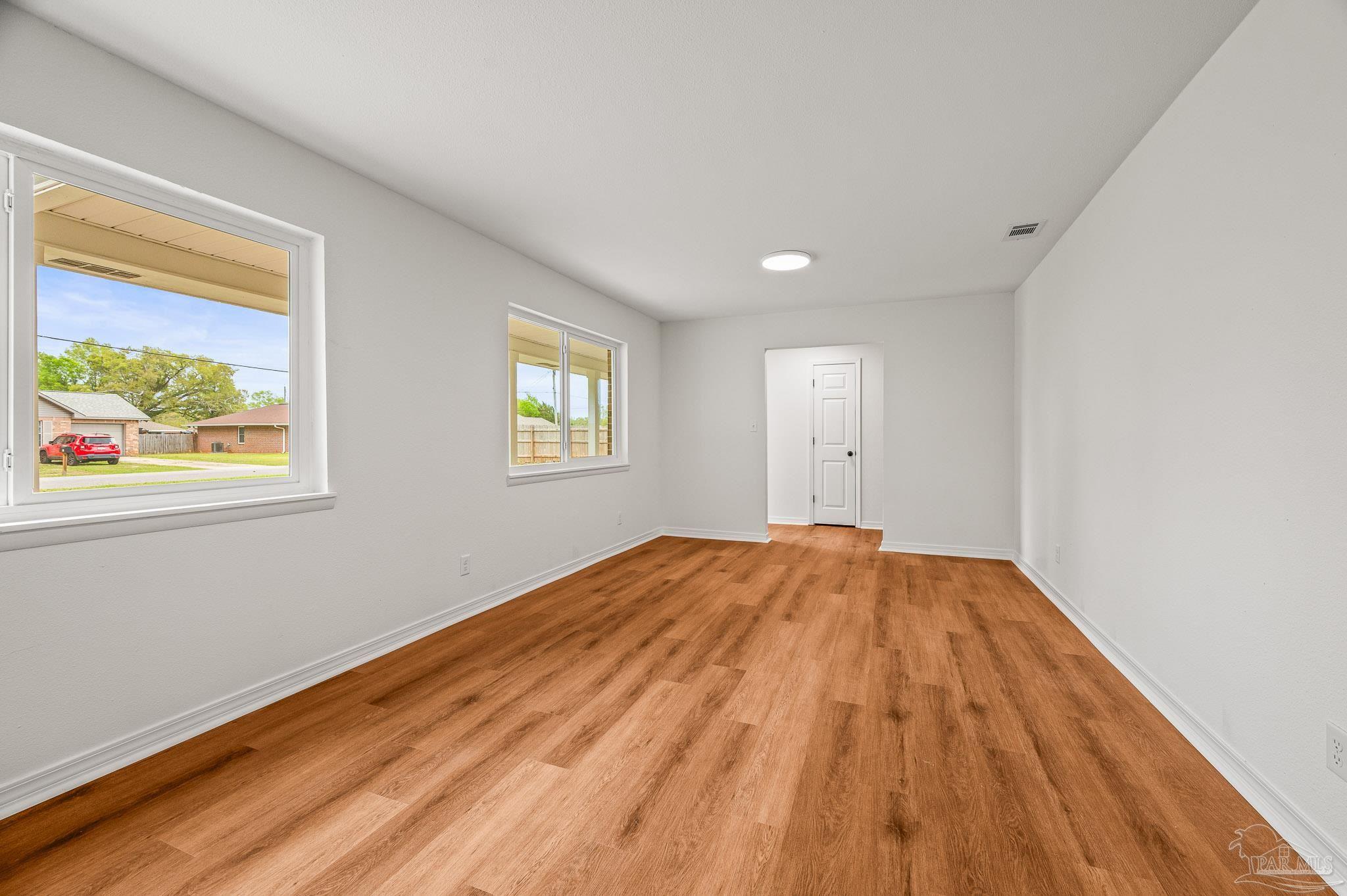 5081 Matthew Road Pace, FL 32571 - Photo 7 of 34