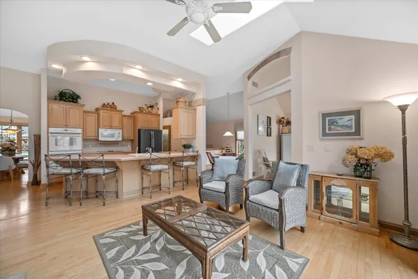 $950,000 | 519 Ponderosa Drive, Hartland, WI 53029