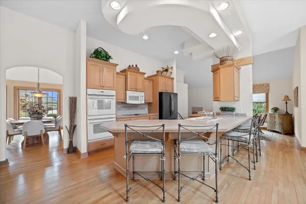 $950,000 | 519 Ponderosa Drive, Hartland, WI 53029