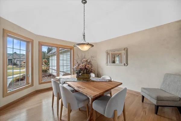 $950,000 | 519 Ponderosa Drive, Hartland, WI 53029