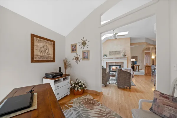 $950,000 | 519 Ponderosa Drive, Hartland, WI 53029
