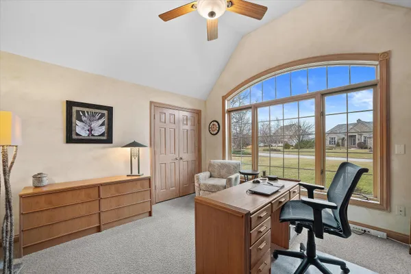 $950,000 | 519 Ponderosa Drive, Hartland, WI 53029