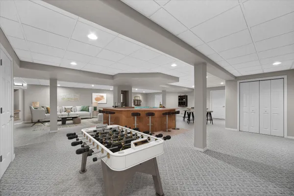 $950,000 | 519 Ponderosa Drive, Hartland, WI 53029