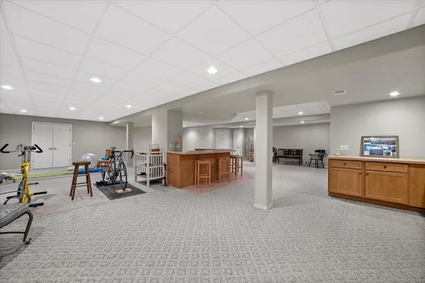 $950,000 | 519 Ponderosa Drive, Hartland, WI 53029