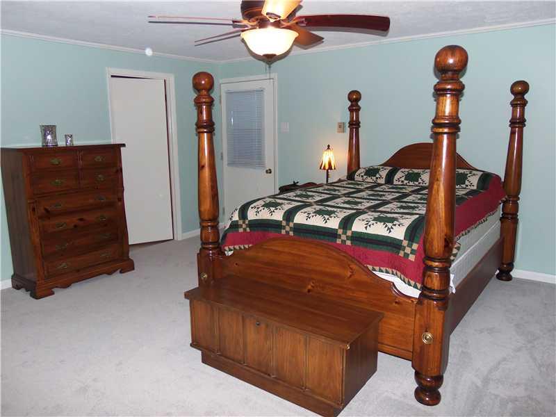 562 Lardintown Road Tarentum, PA 15084 - Photo 17 of 25 Master Bedroom.