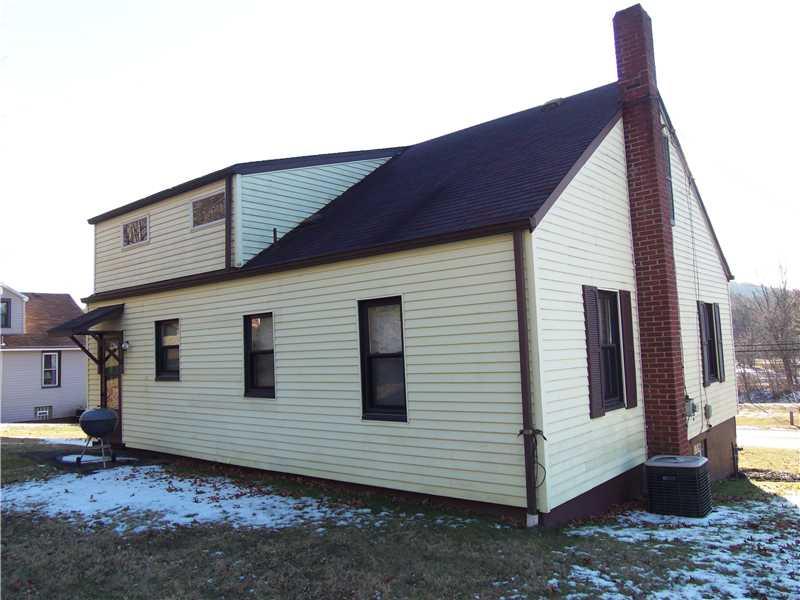 562 Lardintown Road Tarentum, PA 15084 - Photo 24 of 25 Exterior Back.
