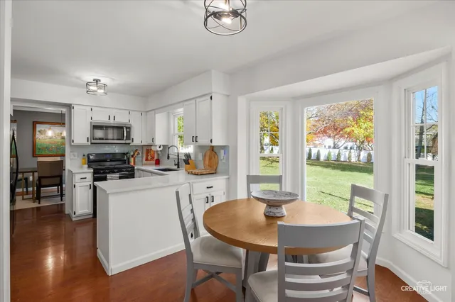 $460,000 | 1235 Herrington Place, Geneva, IL 60134