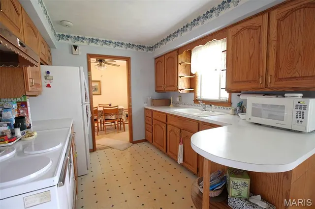 $167,000 | 929 West Jay Street, Vandalia, IL 62471