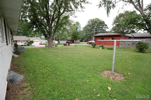 $167,000 | 929 West Jay Street, Vandalia, IL 62471