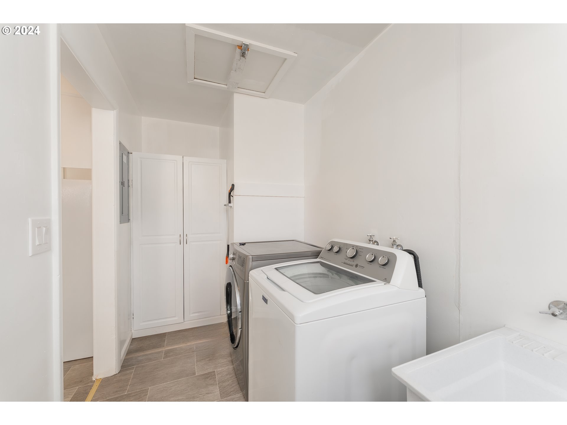 537 West Ballf Street Roseburg, OR 97471 - Photo 32 of 38