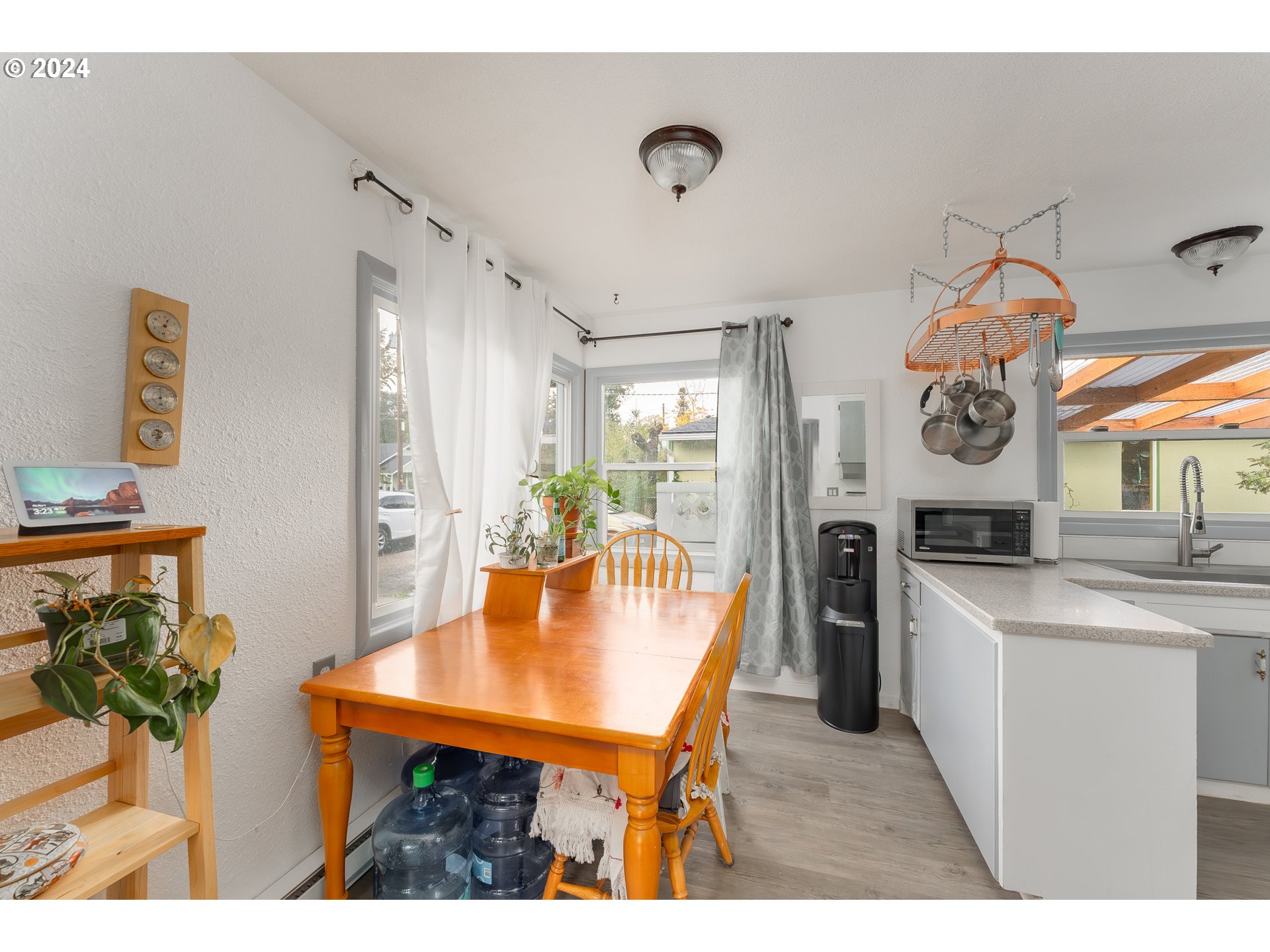 537 West Ballf Street Roseburg, OR 97471 - Photo 10 of 38