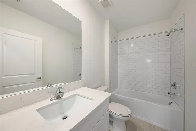 $2,350 | 35461 Ackley Trace, Zephyrhills, FL 33541