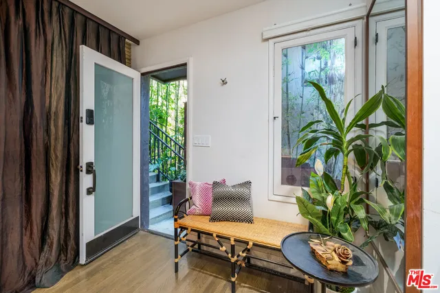 $4,200 | 2066 Glencoe Way, Los Angeles, CA 90068