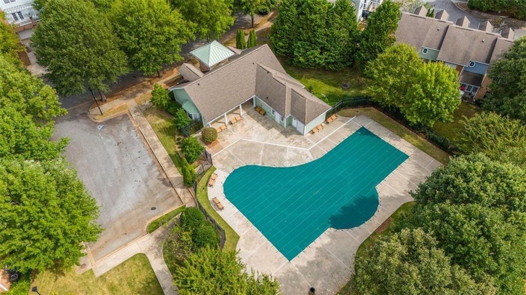 1752 Pryor Road Southwest, Unit 111 Atlanta, GA 30315 - Photo 19 of 21 an aerial view of a house