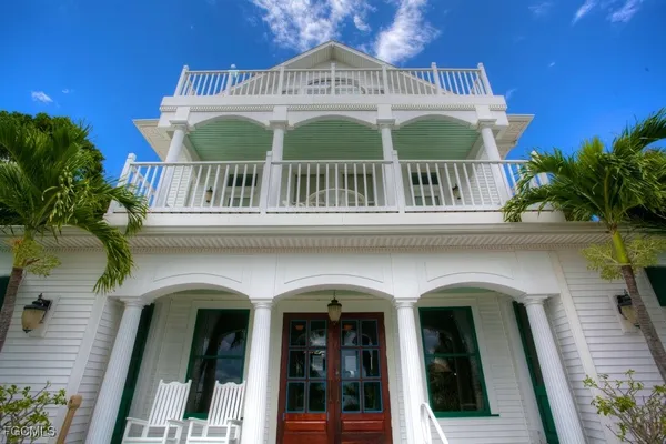 $6,400,000 | 203 Useppa Island, Useppa Island, FL 33922