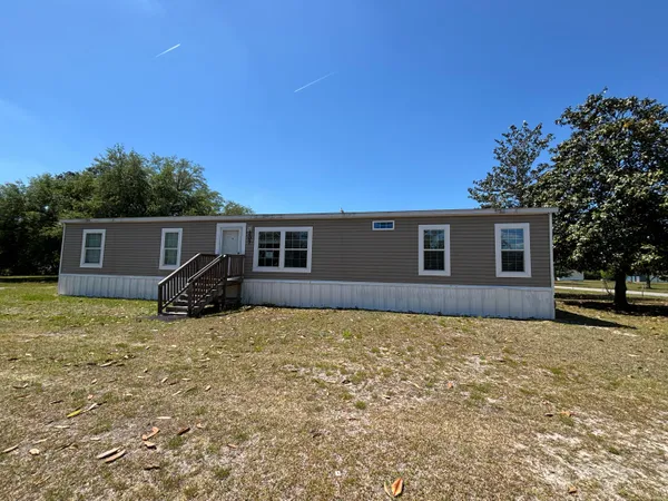 $327,000 | 207 New Grade Road, Moncks Corner, SC 29461