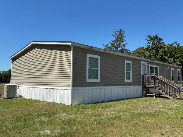 $327,000 | 207 New Grade Road, Moncks Corner, SC 29461