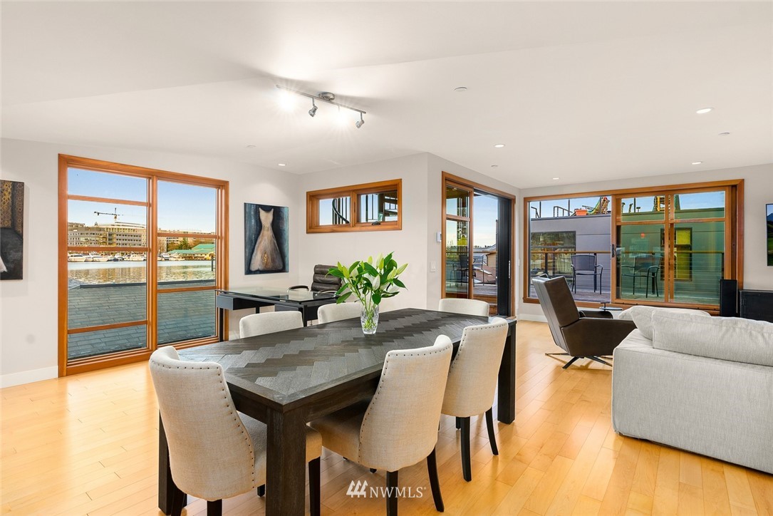 3146 Portage Bay Place East, Unit G Seattle, WA 98102 - Photo 11 of 38