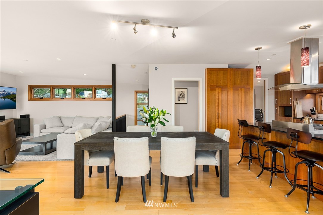 3146 Portage Bay Place East, Unit G Seattle, WA 98102 - Photo 12 of 38