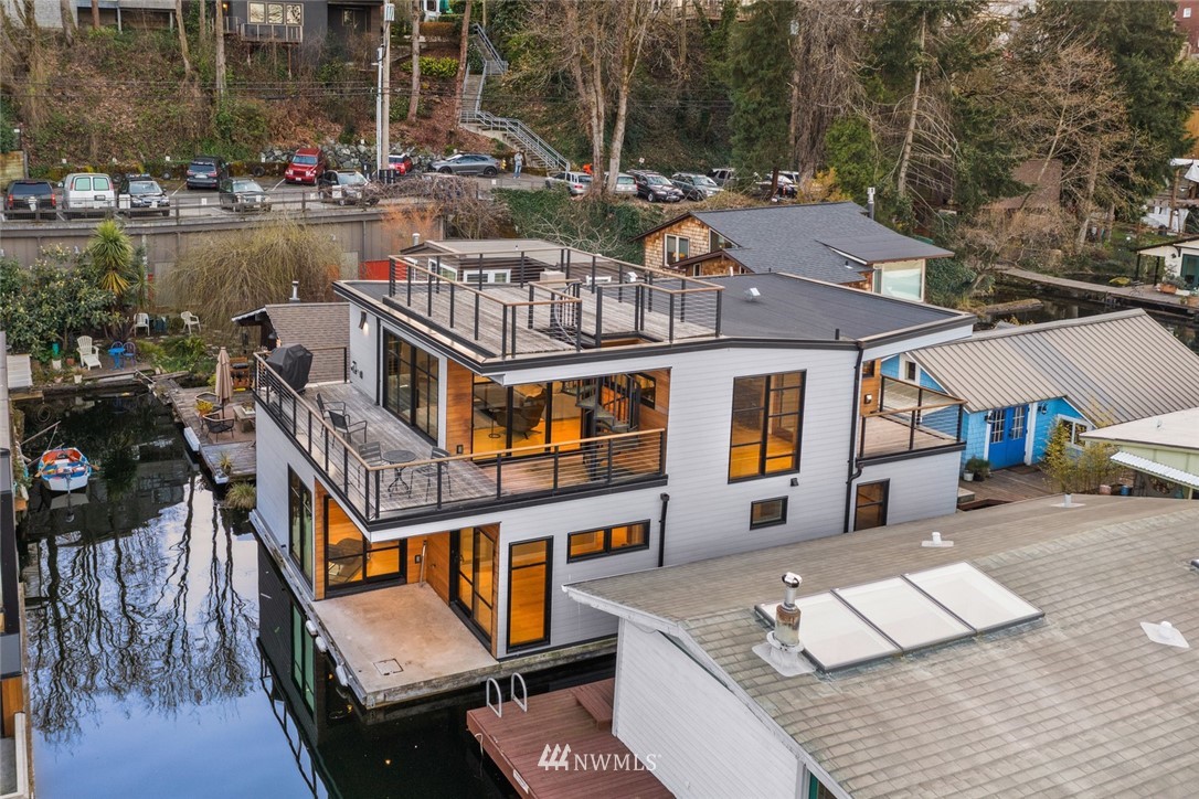 3146 Portage Bay Place East, Unit G Seattle, WA 98102 - Photo 30 of 38