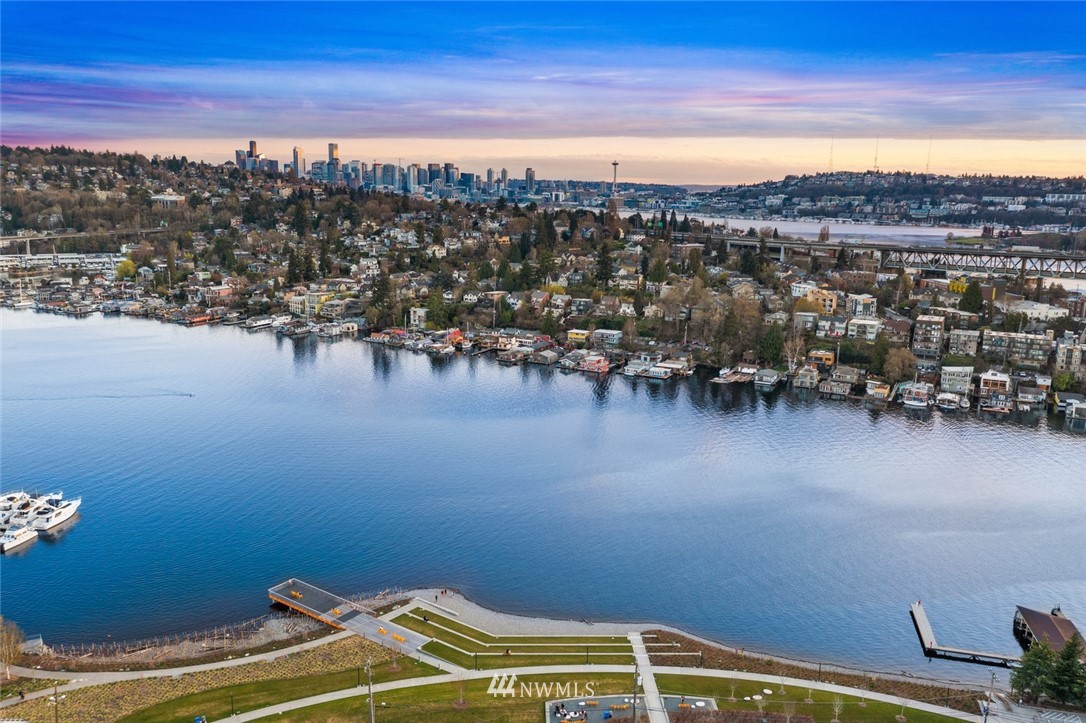 3146 Portage Bay Place East, Unit G Seattle, WA 98102 - Photo 32 of 38