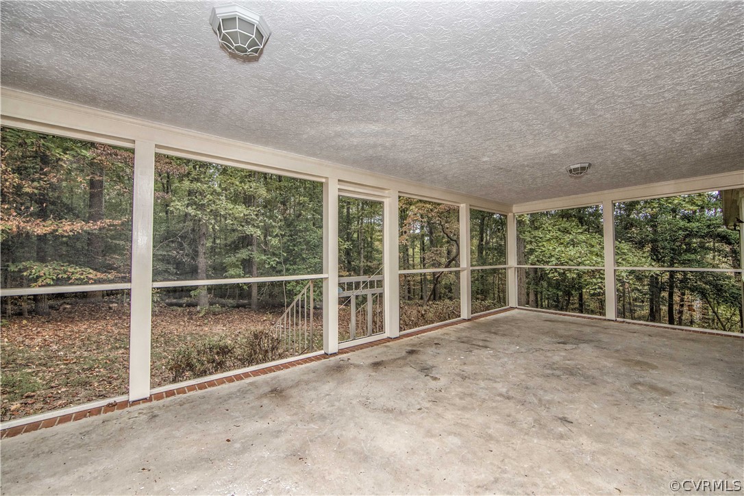 6400 Qualla Road Chesterfield, VA 23832 - Photo 30 of 36 a view of an empty room with a large window