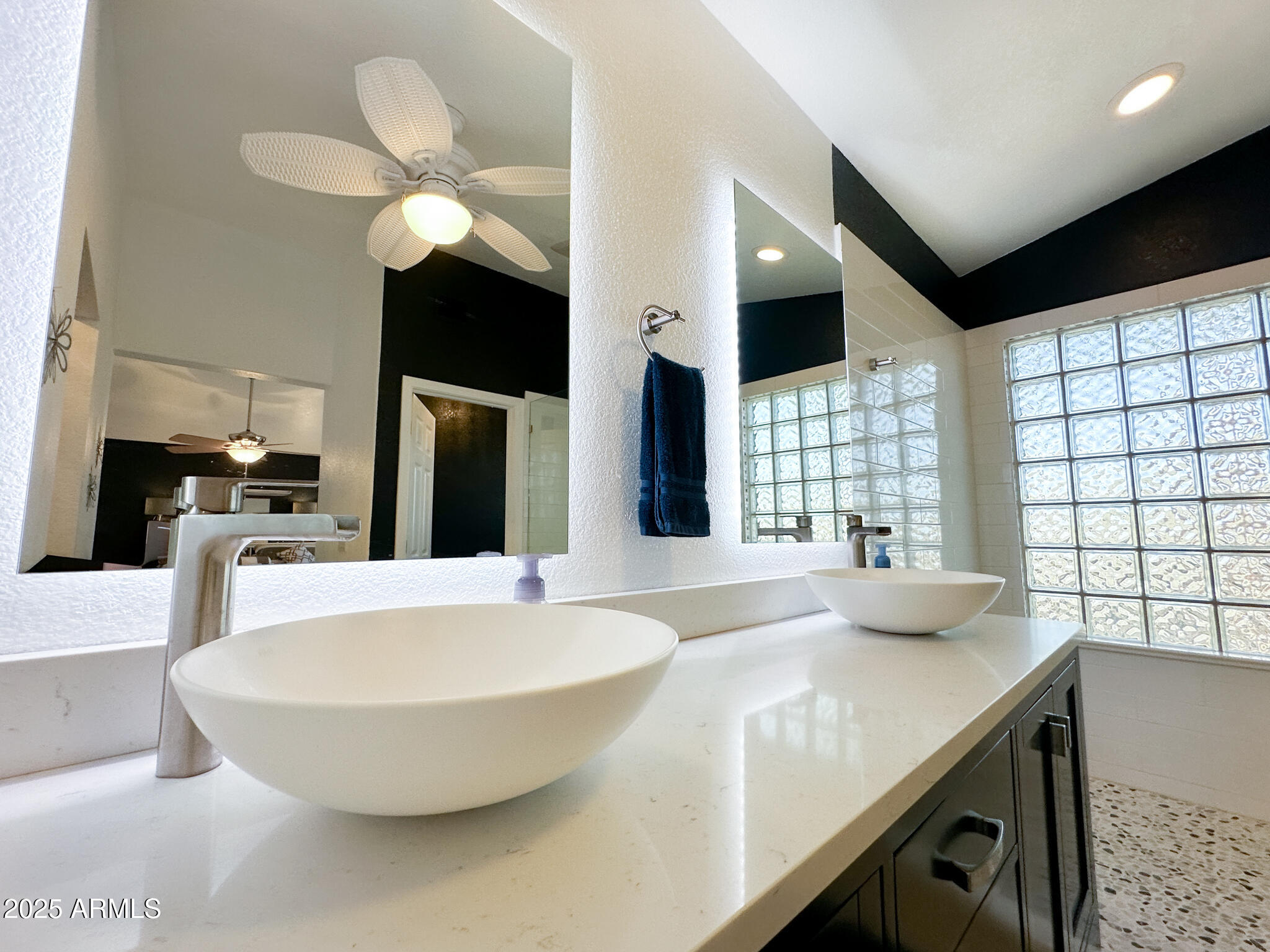 17311 North Kimberly Way Surprise, AZ 85374 - Photo 23 of 53 Primary Bath