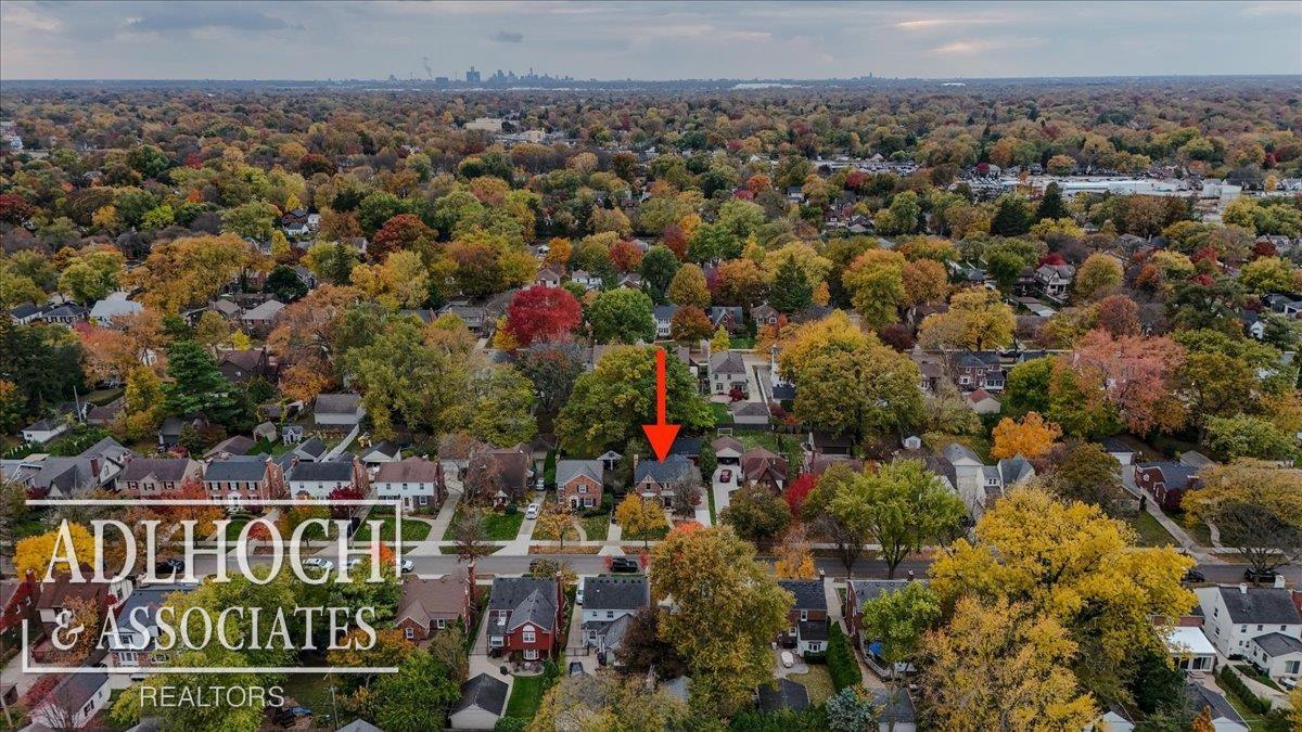 827 Fisher Road Grosse Pointe, MI 48230 - Photo 51 of 53 50193483-be48b022-c82a-4fef-90e1-16f4ea5c685f.JPG