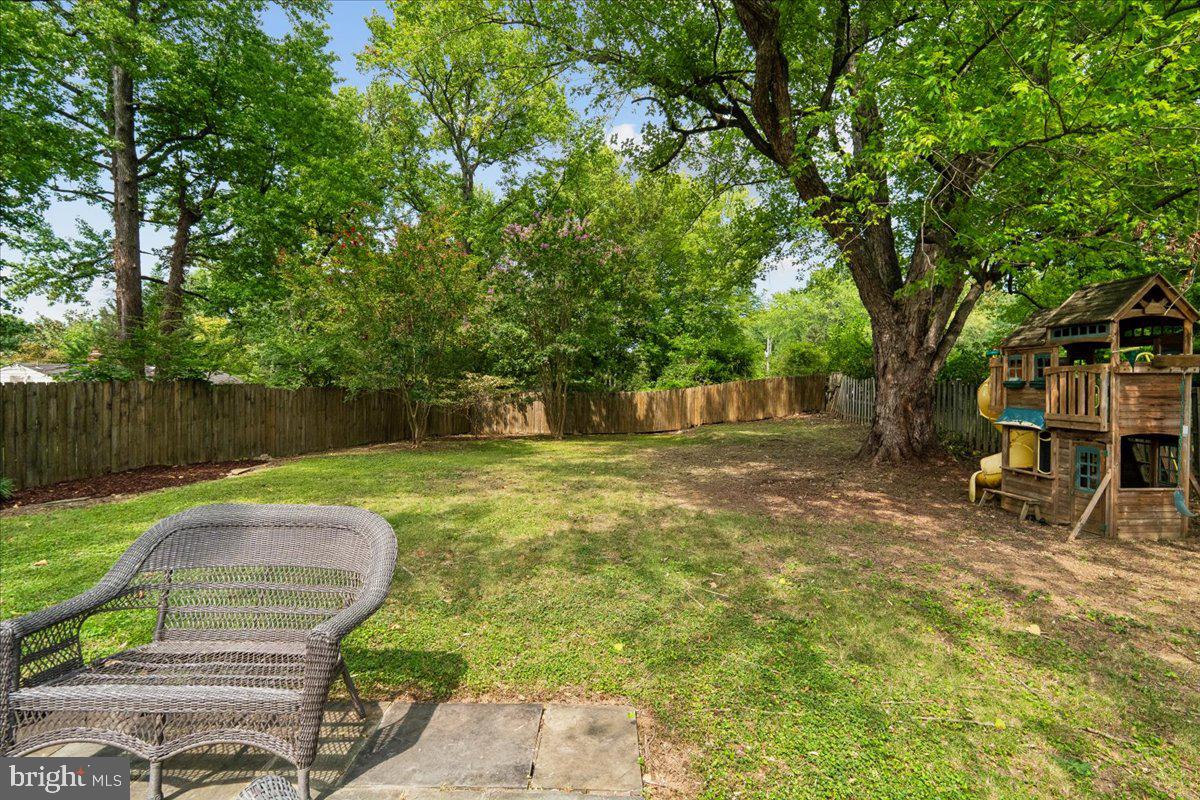 3402 Rutgers Street Hyattsville, MD 20783 - Photo 42 of 53 View from the Patio