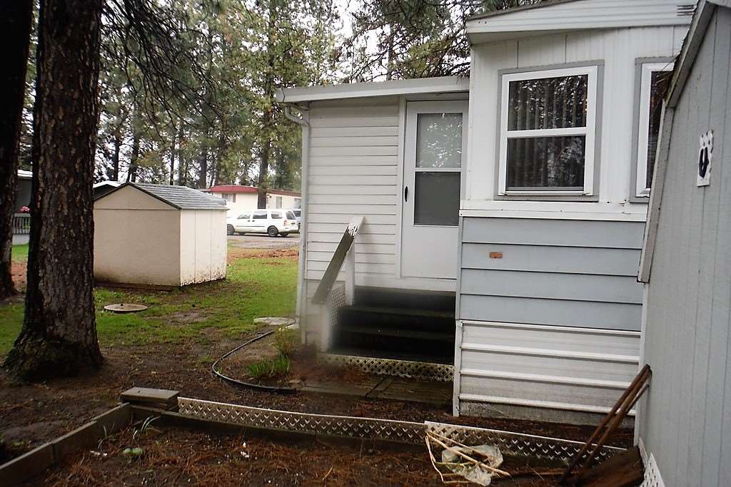 3928 East Lane Park Road Mead, WA 99021 - Photo 11 of 16