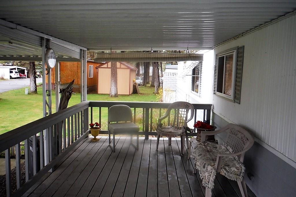 3928 East Lane Park Road Mead, WA 99021 - Photo 3 of 16