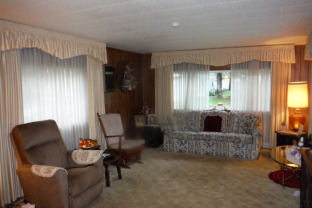 3928 East Lane Park Road Mead, WA 99021 - Photo 5 of 16