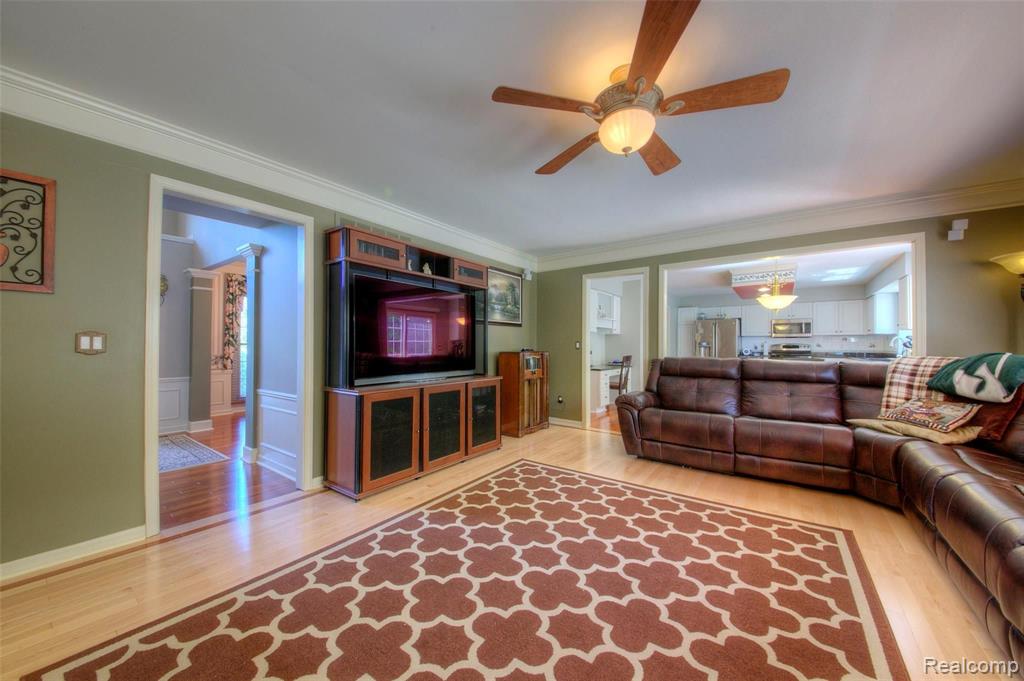 46559 Inverness Road Canton, MI 48188 - Photo 17 of 48