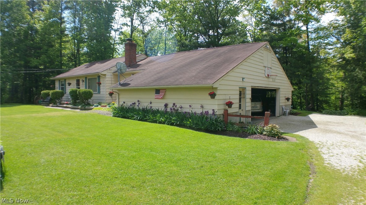 4400 Gault Road North Jackson, OH 44451 - Photo 18 of 35 View of 3 bedroom rental house with full basement and large garage.