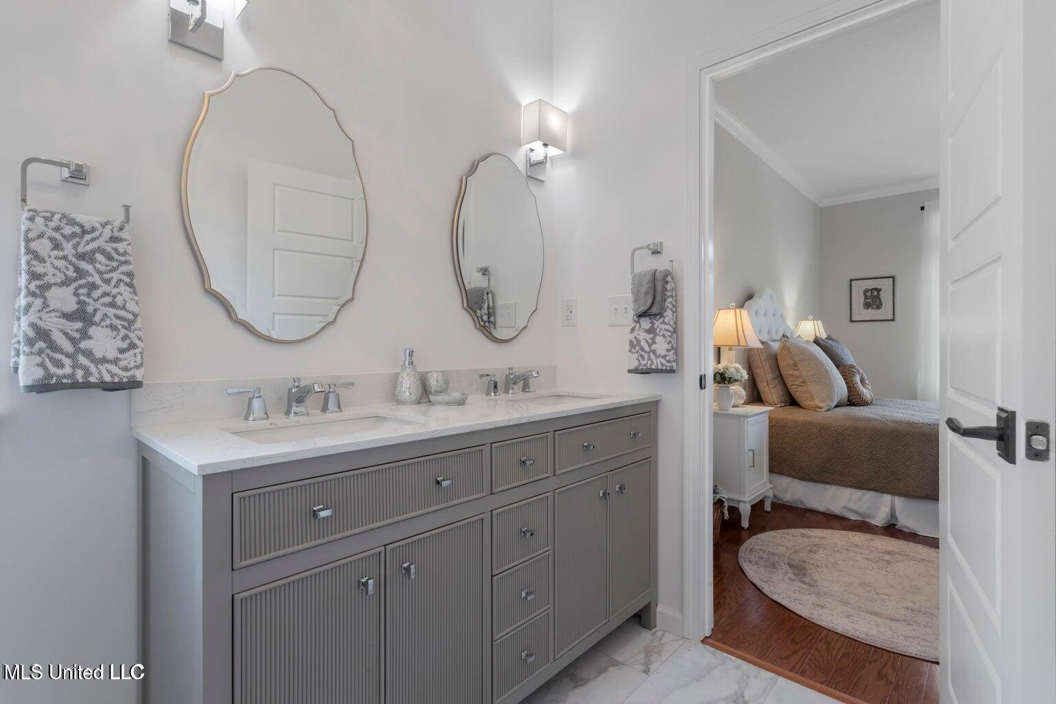 87001 Beaux Vue Court Diamondhead, MS 39525 - Photo 16 of 32 17 Primary Bath