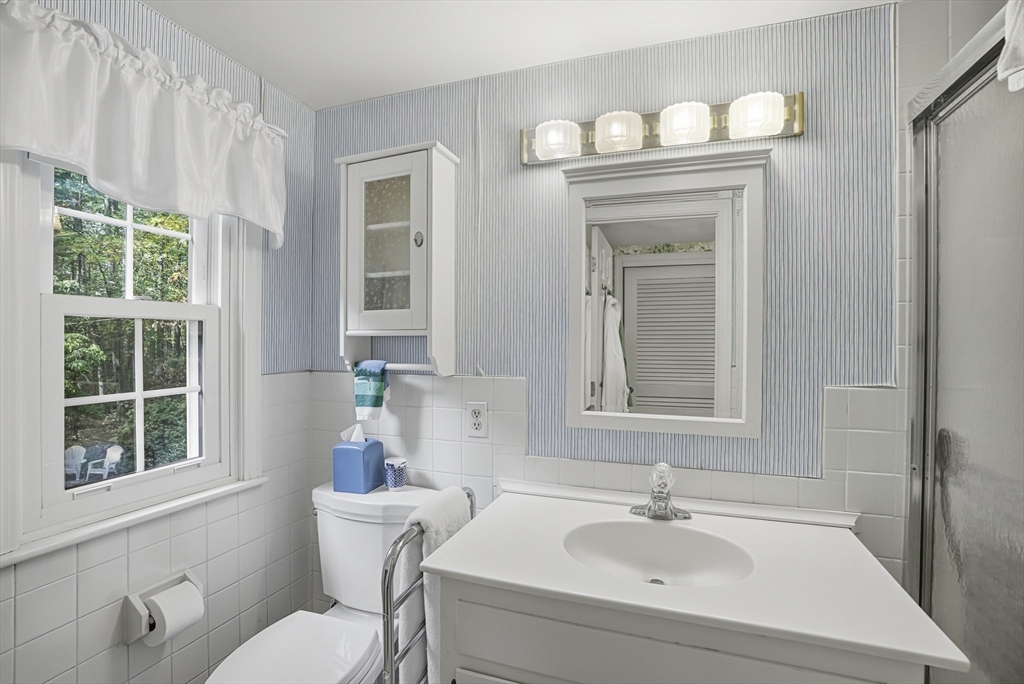 18 Coolidge Road Wayland, MA 01778 - Photo 20 of 26