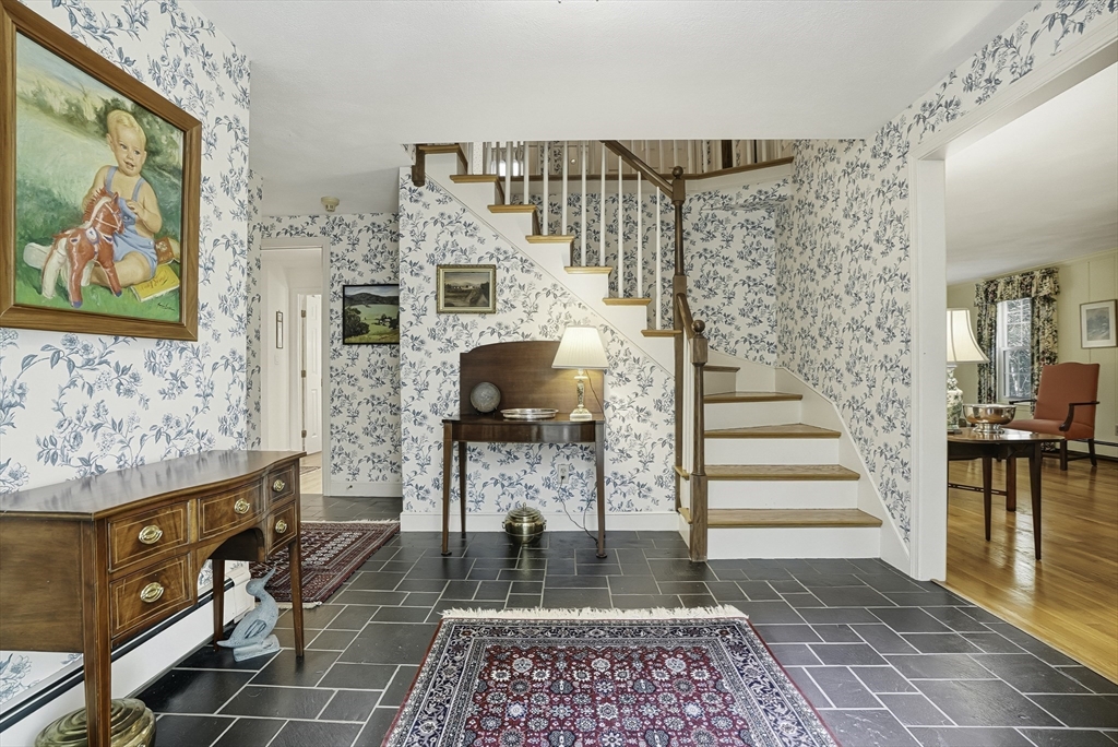 18 Coolidge Road Wayland, MA 01778 - Photo 3 of 26