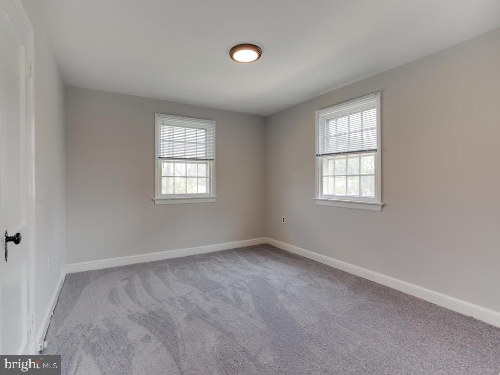 5903 Chillumgate Road Hyattsville, MD 20782 - Photo 22 of 41 Bedroom 1