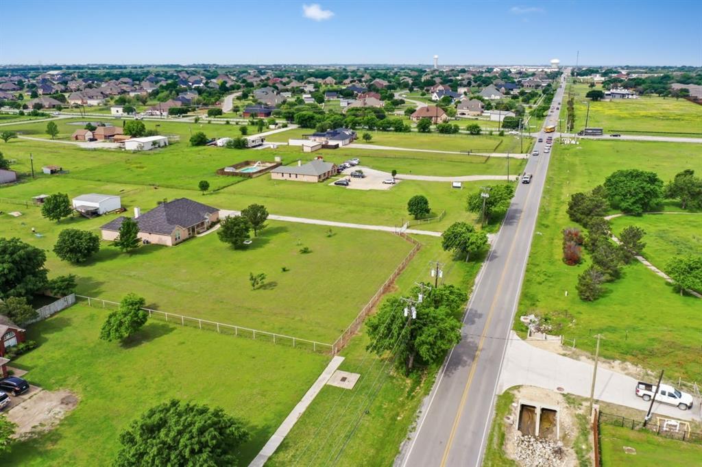 1425 Avondale Haslet Road Fort Worth, TX 76052 - Photo 8 of 10 a view of a city