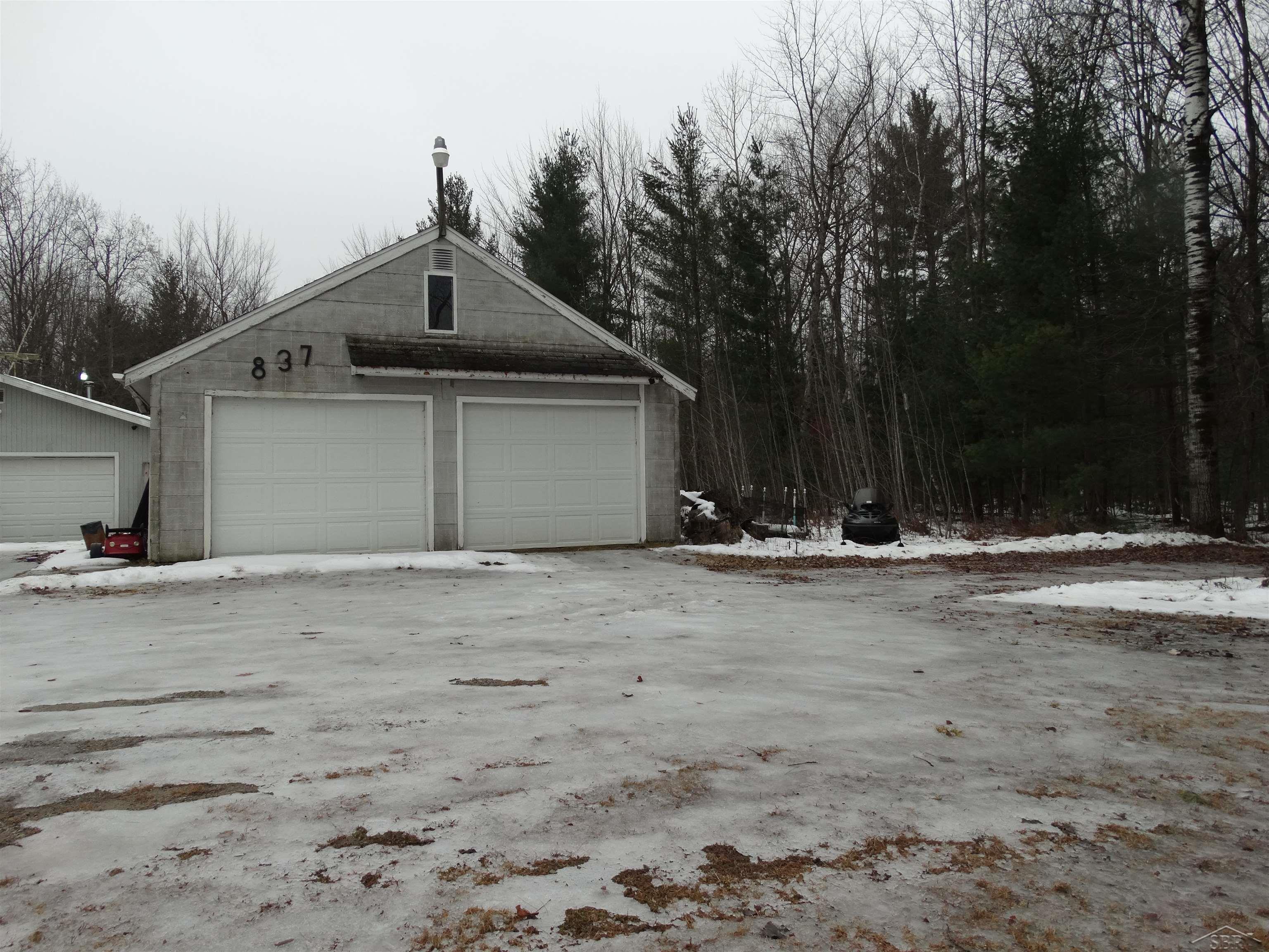 837 West Jose Road Omer, MI 48749 - Photo 3 of 20