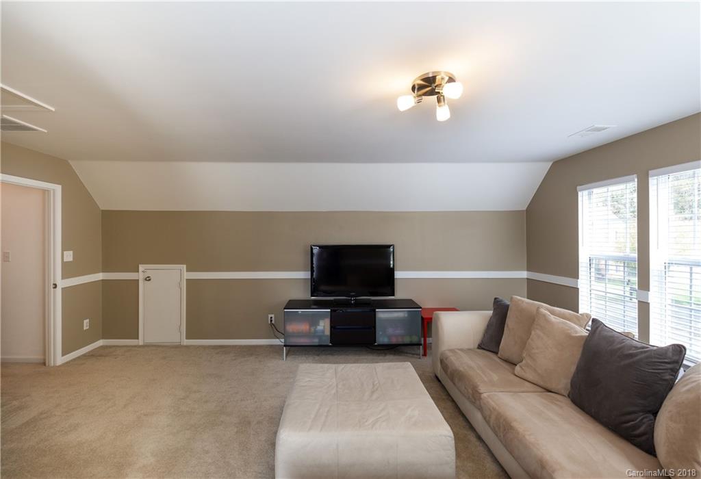 9101 Babbitt Way Charlotte, NC 28216 - Photo 16 of 28