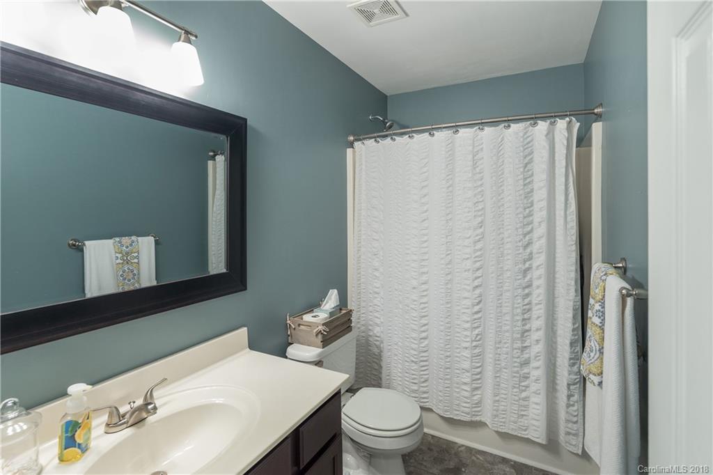 9101 Babbitt Way Charlotte, NC 28216 - Photo 19 of 28