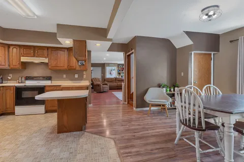 $199,000 | 218 1st Street Northeast, Clara City, MN 56222