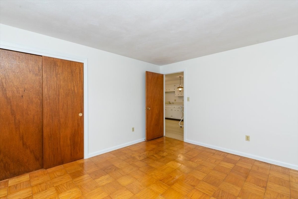 40 Railroad Avenue, Unit B2 Beverly, MA 01915 - Photo 20 of 31