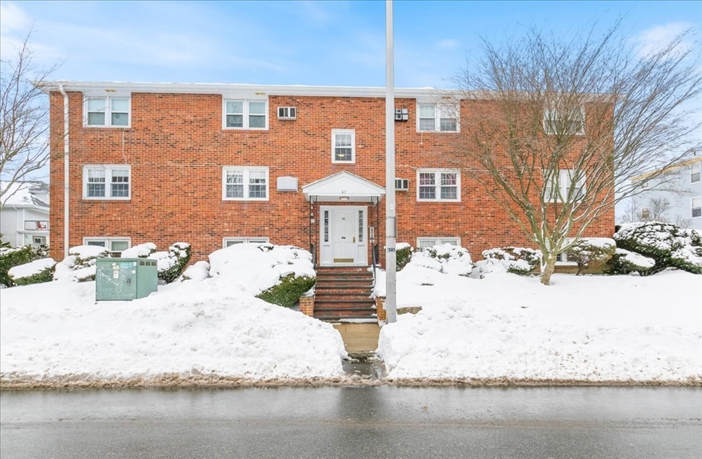 40 Railroad Avenue, Unit B2 Beverly, MA 01915 - Photo 2 of 31