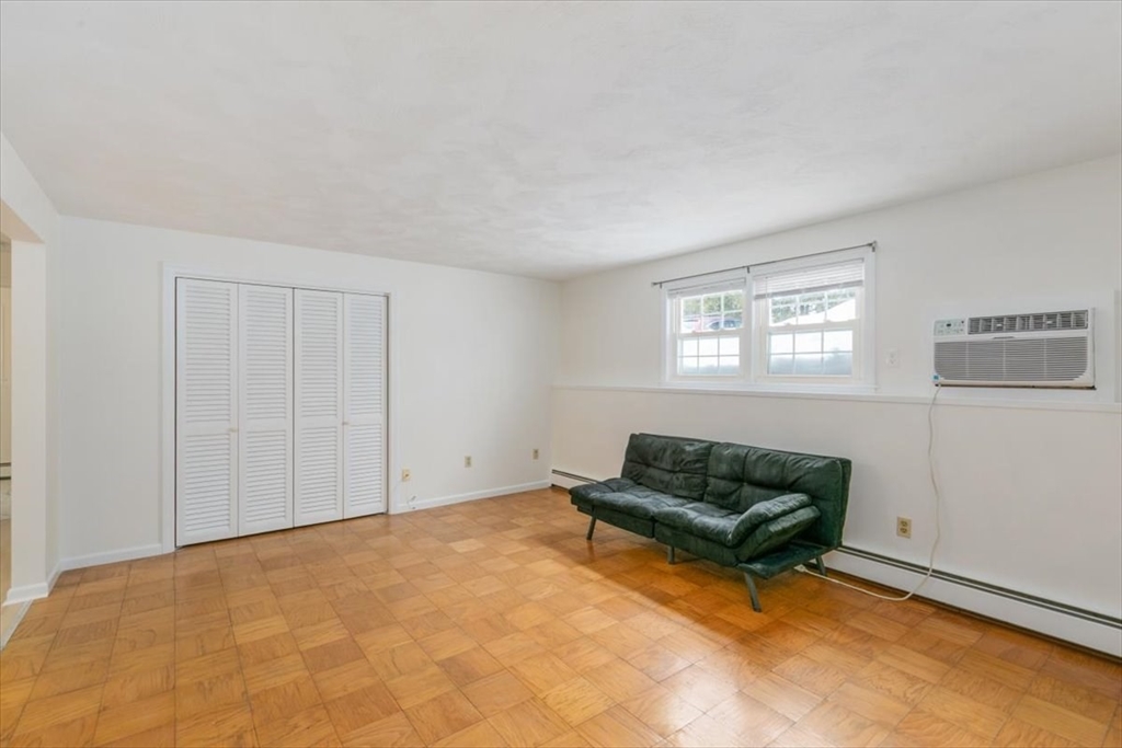 40 Railroad Avenue, Unit B2 Beverly, MA 01915 - Photo 9 of 31