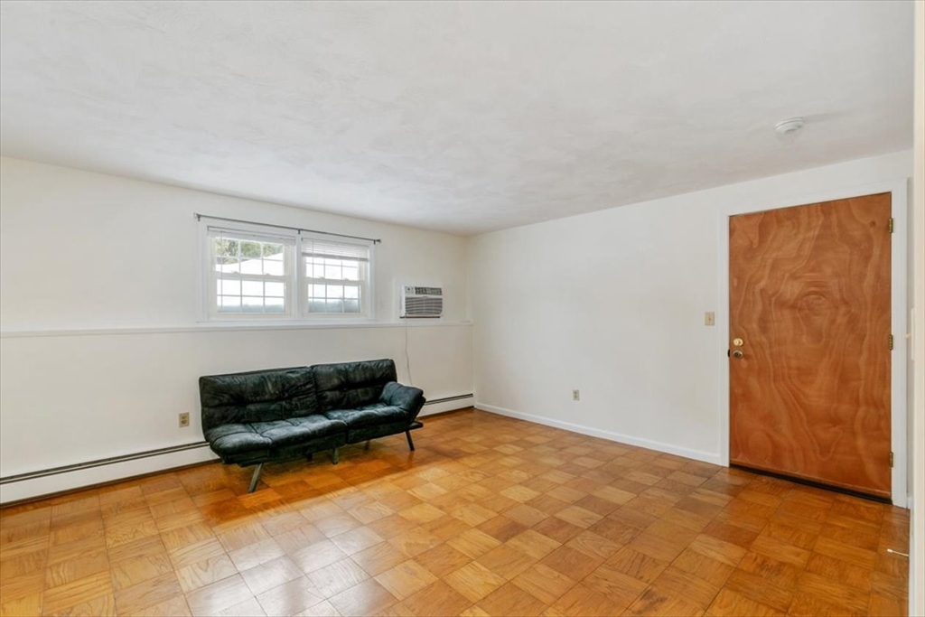 40 Railroad Avenue, Unit B2 Beverly, MA 01915 - Photo 10 of 31